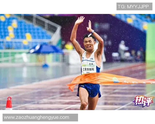 倒挂金钟足球明星的传奇故事与赛场背后的奋斗历程